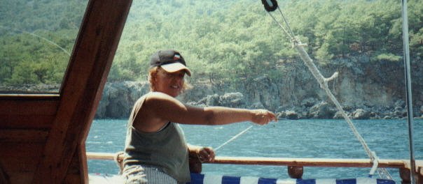 boat tour.jpg (35962 bytes)